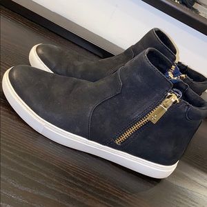 Kenneth Cole sneaker